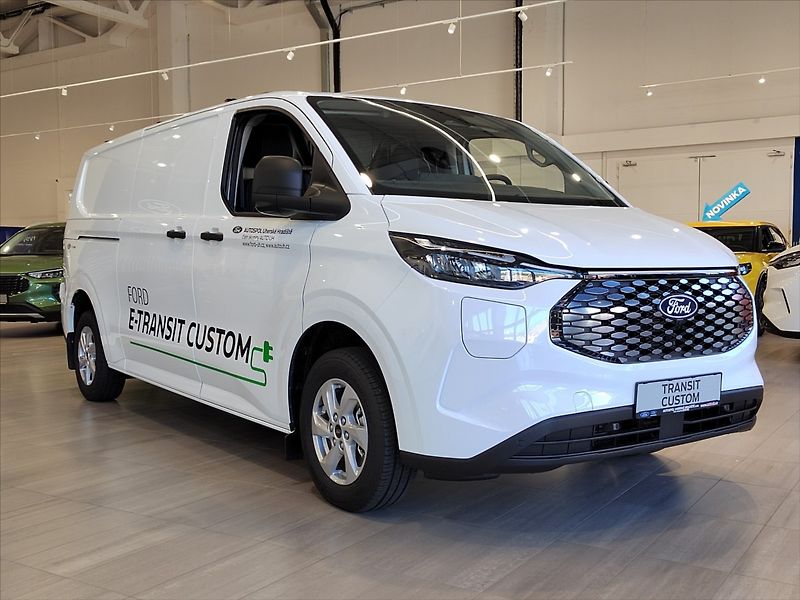 Ford Transit Custom 340 L2 Trend 64 kWh Dojezd 314 - fotka 3 z 25