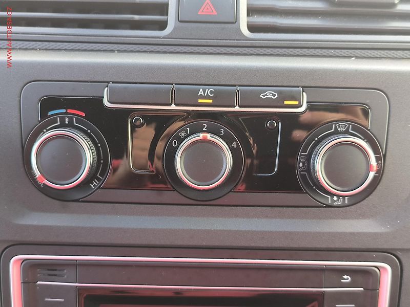 Volkswagen Caddy (2018) 2.0TDi, AC, TZ - fotka 13 z 20