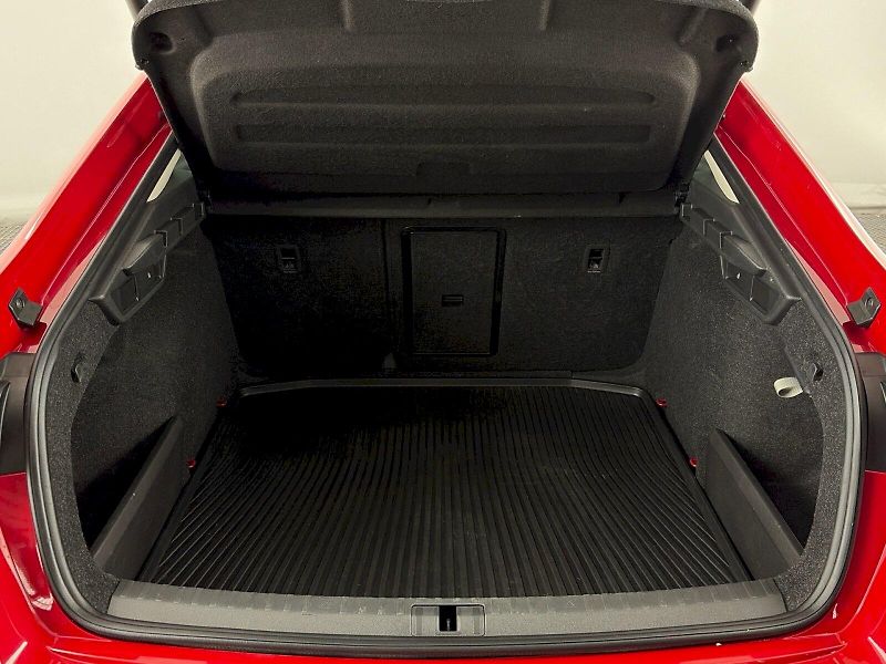Škoda Octavia (2025) DSG 1.5TSI 110kW Top Selection - fotka 27 z 30