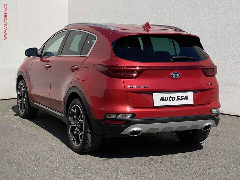 Kia Sportage (2019) 1.6 CRDi, GT-line, AT - fotka 6 z 16