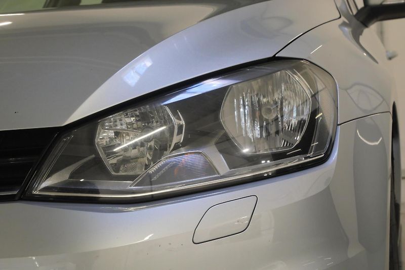 Volkswagen Golf - fotka 9 z 29