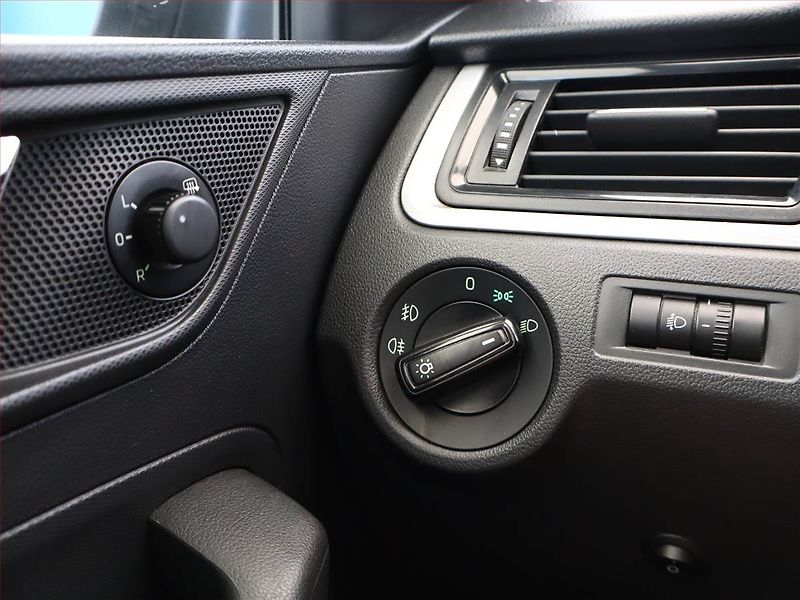 Škoda Rapid (2017) 1.4 TDI, ČR,1.maj - fotka 12 z 13