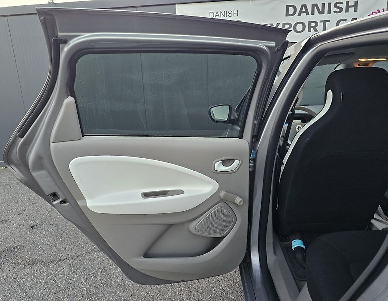 Renault ZOE NAVI,2xKOLA,SERVISKA - fotka 31 z 46