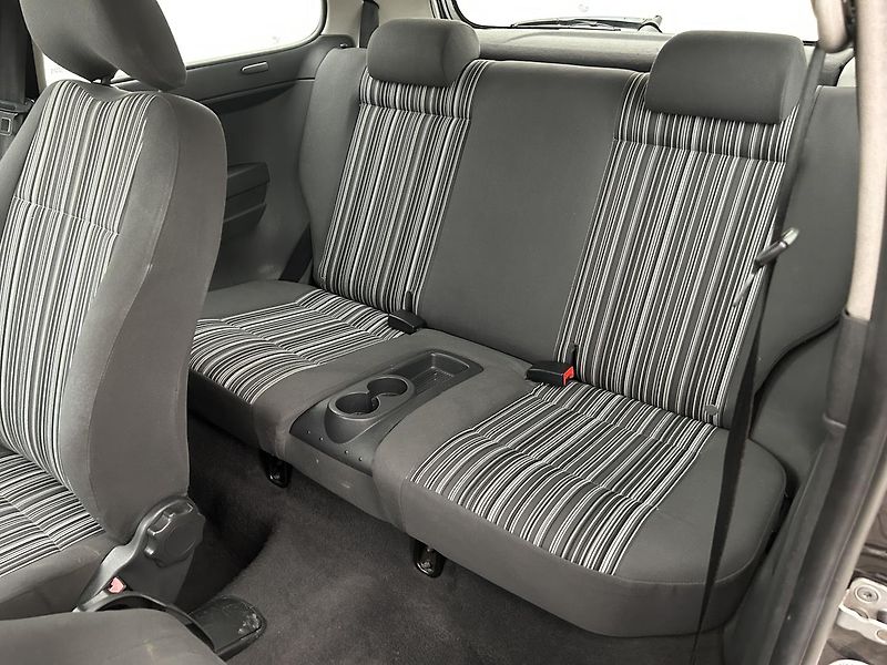 Volkswagen Fox 1.2 HTP - fotka 16 z 44