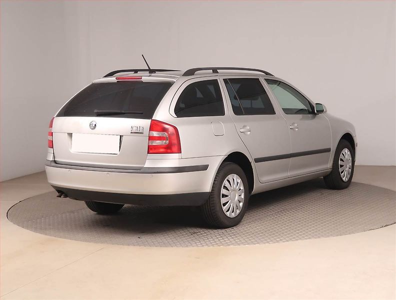 Škoda Octavia (2006) 1.9 TDI 4x4, 4X4, nová STK - fotka 5 z 15