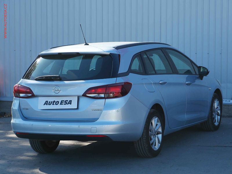 Opel Astra (2017) 1.4T, 1.maj,ČR, AC, výhřev - fotka 4 z 18