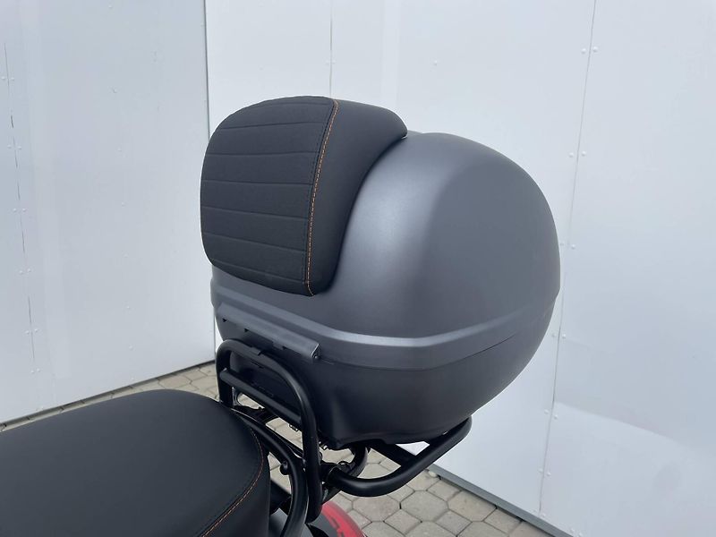 Vespa (2025) GTS 310 Super Sport EU5+ - fotka 7 z 11
