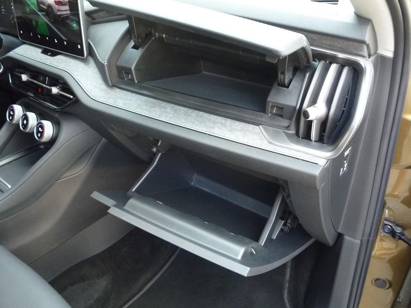 Škoda Kodiaq (2025) 2,0TDi 142kW DSG 4x4 Exclusive - fotka 16 z 23