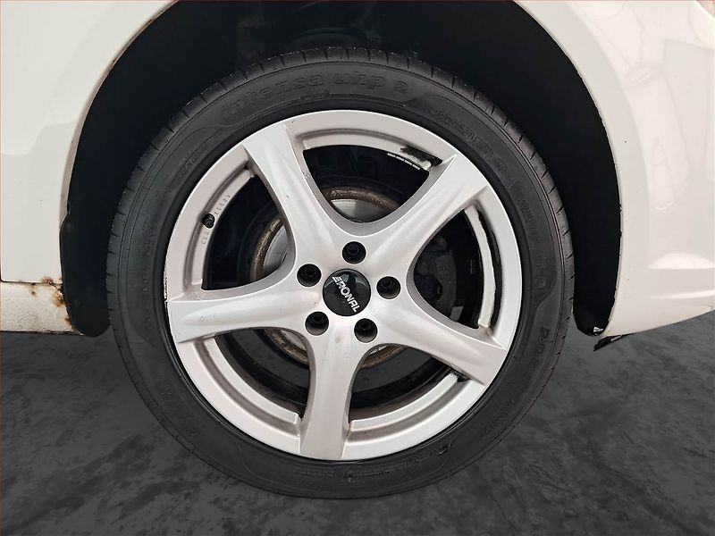 Volkswagen Caddy (2013) 1.6 TDi, 5Míst, ČR, DPH - fotka 14 z 16