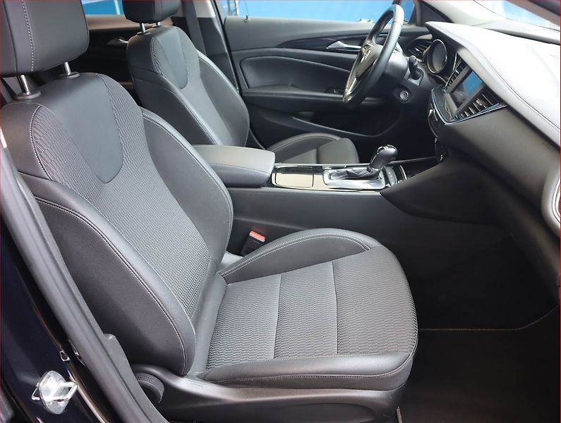 Opel Insignia (2020) 1.5 Turbo, Automat, Serv.kniha - fotka 9 z 21
