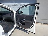 Mercedes-Benz EQA 250+ AMG 140kW ČR PANO  - náhled 32