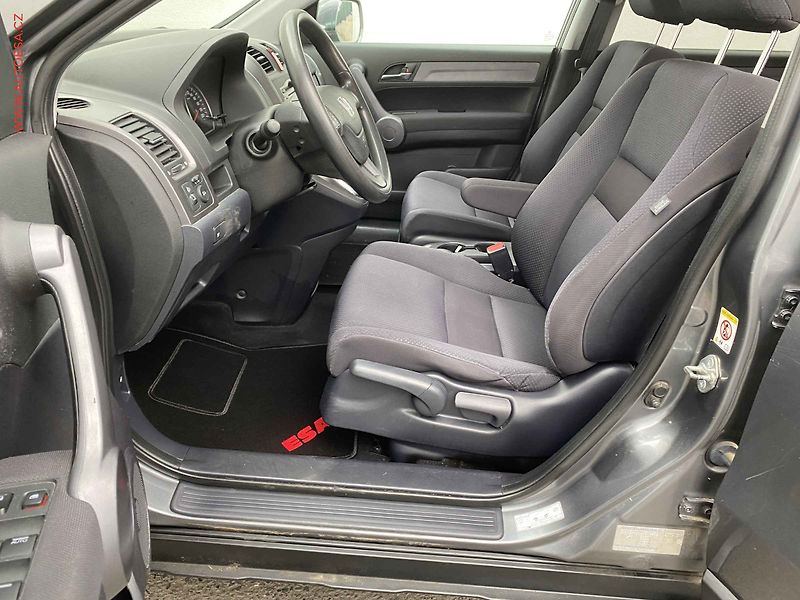 Honda CR-V (2009) 2.0i-VTEC 4x4, Comfort - fotka 9 z 15