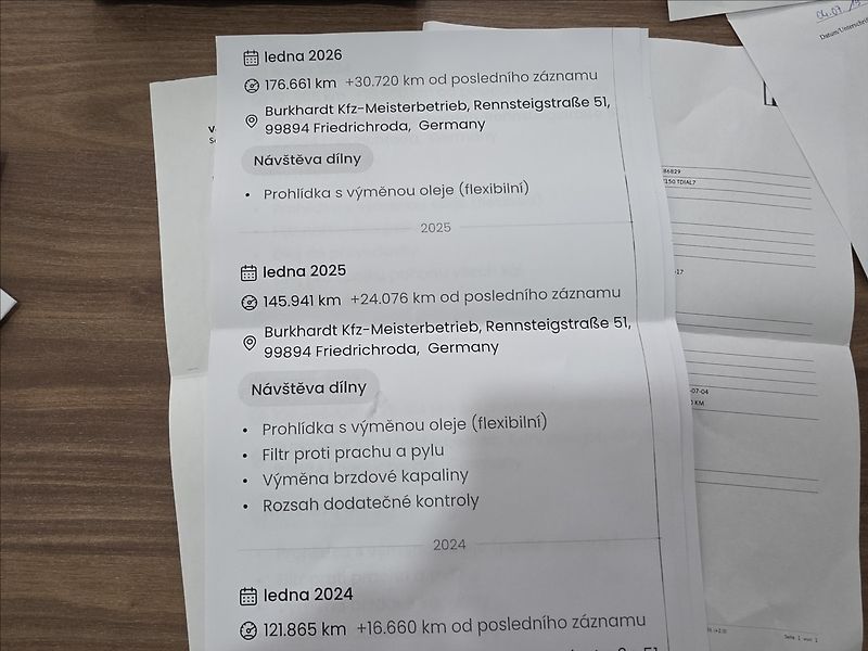 Volkswagen Multivan 2,0 TDi DSG BULLI KŮŽE 7 míst - fotka 46 z 50