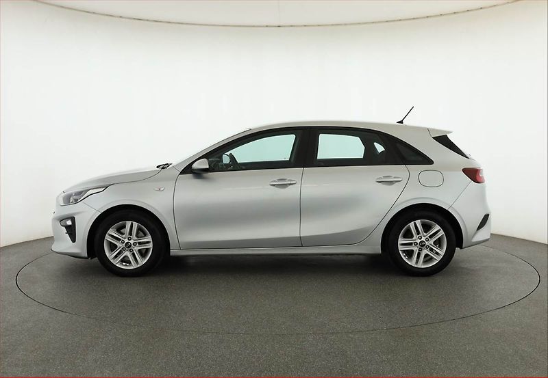 Kia Ceed (2020) 1.4 CVVT, Serv.kniha, Tempomat - fotka 3 z 17