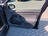 Volkswagen Golf 1,6 75kw,AUTOMAT,SERVISKA - náhled 22