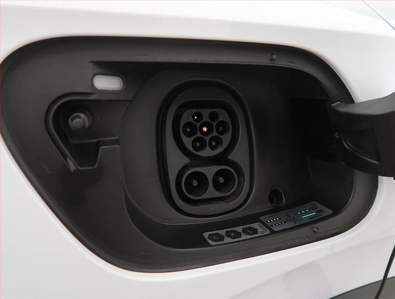 Volkswagen ID.5 (2023) Pro Perf. (82 kWh), SoH 95% - fotka 24 z 25