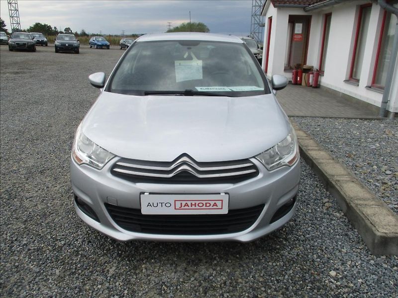 Citroën C4 1,6 HDi, klima,serv.kniha,CZ - fotka 2 z 24