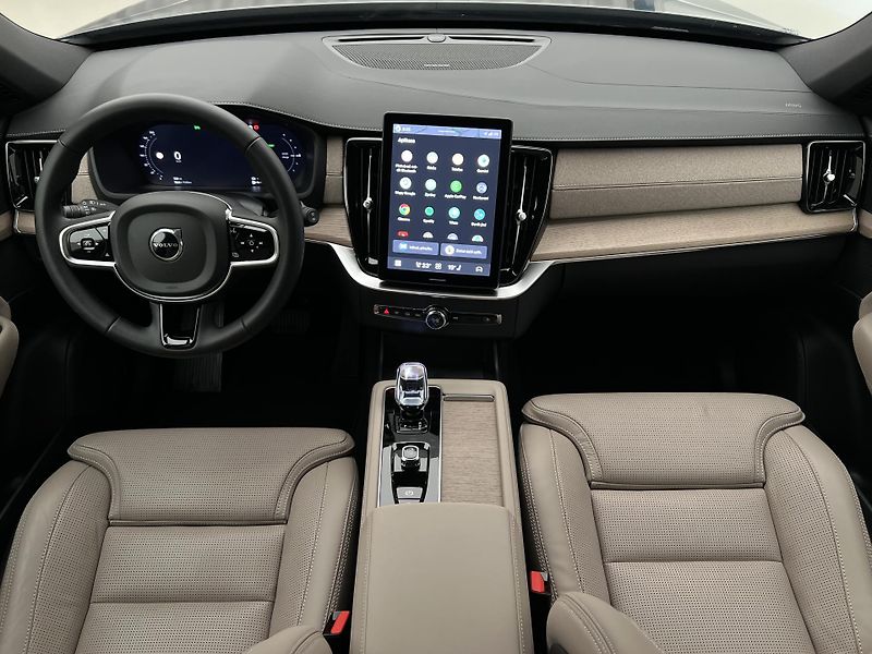Volvo XC90 T8 AWD BRIGHT PLUS 7 MÍST - fotka 2 z 52