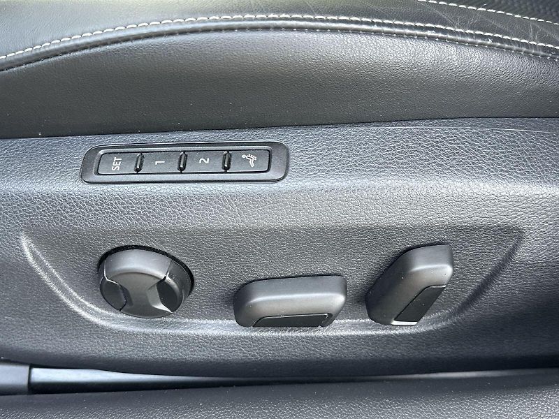 Škoda Superb (2023) Combi 2.0 TDI DSG L&K - fotka 22 z 39