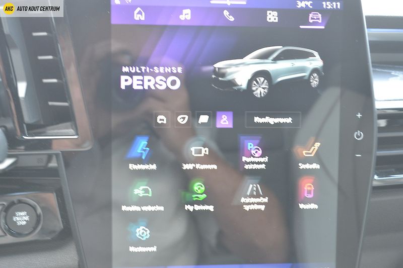 Renault Espace ICONIC E-TECH FULL HYBRID 200k - fotka 50 z 78