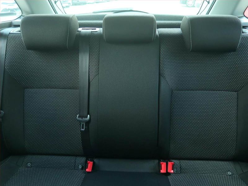 Škoda Rapid (2014) Spaceback 1.6 TDI, Serv.kniha - fotka 10 z 16