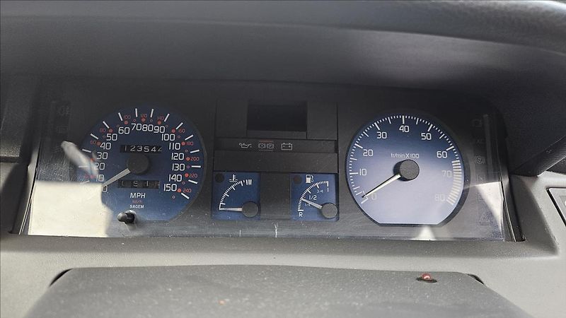 Renault Clio 2,0 16V RHD  WILLIAMS2 - fotka 18 z 21