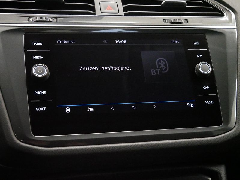 Volkswagen Tiguan Allspace - fotka 18 z 35