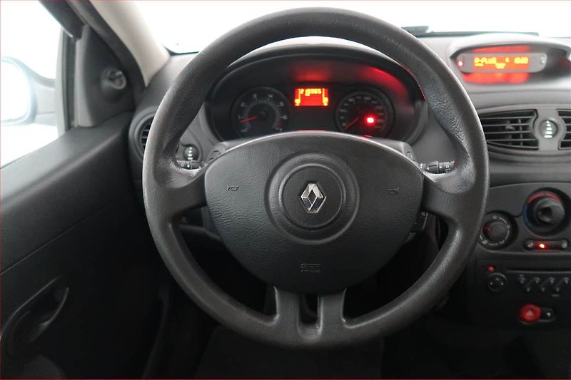 Renault Clio (2007) 1.2 16V , nová STK - fotka 15 z 15