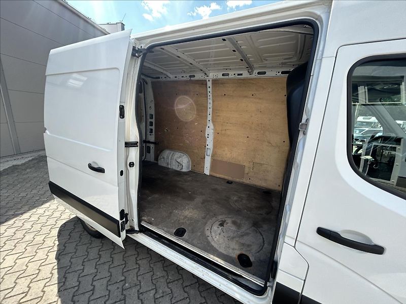 Opel Movano 2,3   CDTi,L2H2,KLIMA,1.MAJITE - fotka 14 z 16