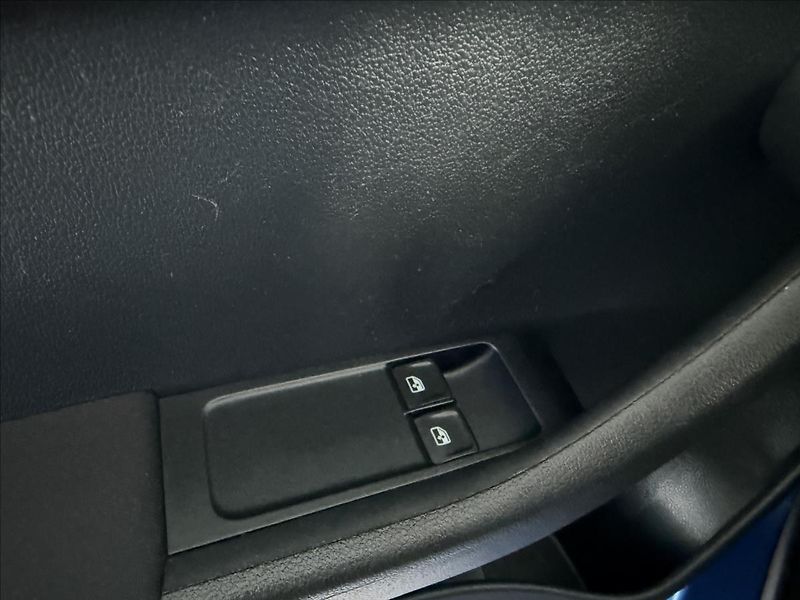 Škoda Fabia 1,2   TSI,1.MAJITEL,SERVISKA - fotka 10 z 26