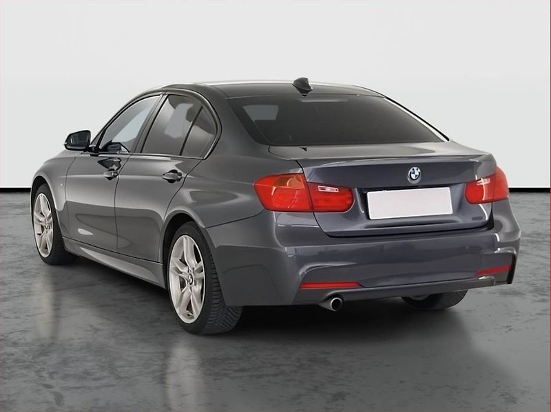 BMW Řada 3 (2014) M Sport 320 d, 4X4, Automat - fotka 4 z 22