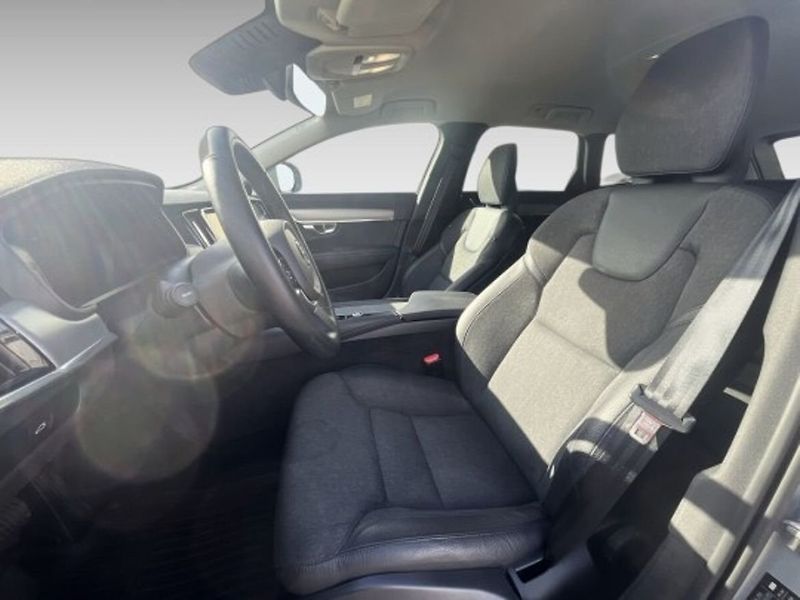 Volvo V90 CC B4 AWD Core NezTop Tažné - fotka 9 z 20
