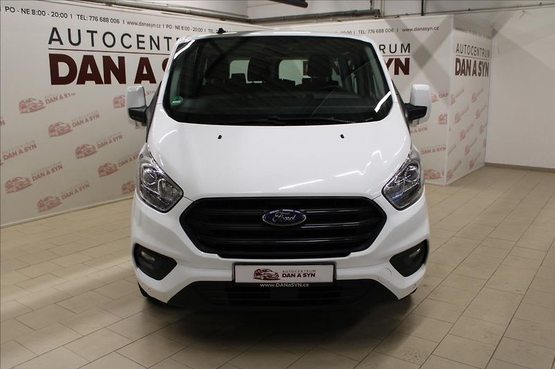 Ford Transit Custom 2,0 EcoBlue Trend L2, DPH 9M - fotka 2 z 29