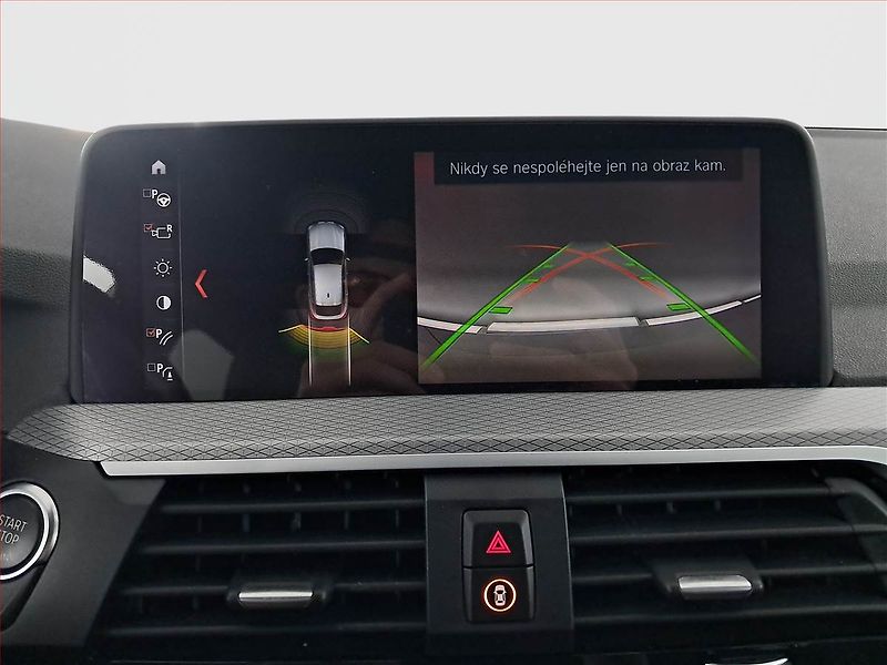 BMW X4 (2018) M Sport xDrive20d - fotka 19 z 19