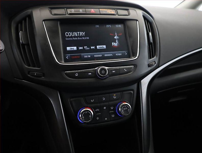 Opel Zafira (2017) 1.6 Turbo, 7 míst, ČR,1.maj - fotka 10 z 15