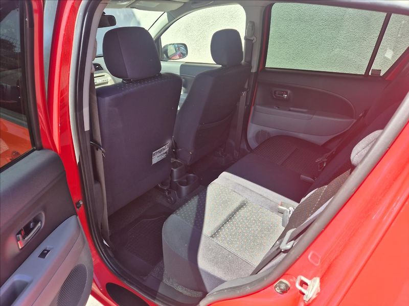 Daihatsu Sirion 1,0 i 51Kw Klima ALU - fotka 13 z 26