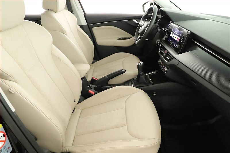 Škoda Kamiq (2020) 1.0 TSI, Serv.kniha, Kůže - fotka 7 z 20