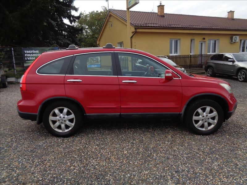 Honda CR-V 2,0 - fotka 8 z 17