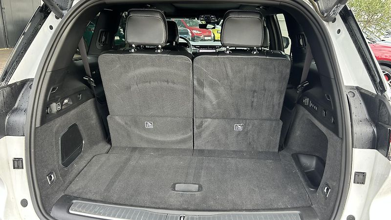 Jeep Grand Cherokee 5.7Hemi V8 L - fotka 15 z 16