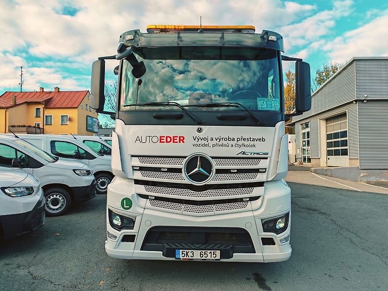 Mercedes-Benz Ostatní Actros 1845 L 4x2 V 13 - fotka 4 z 40