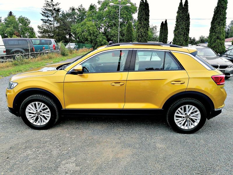 Volkswagen T-Roc (2021) 1.5 TSi DSG 110kW Pano,Kůže - fotka 6 z 29