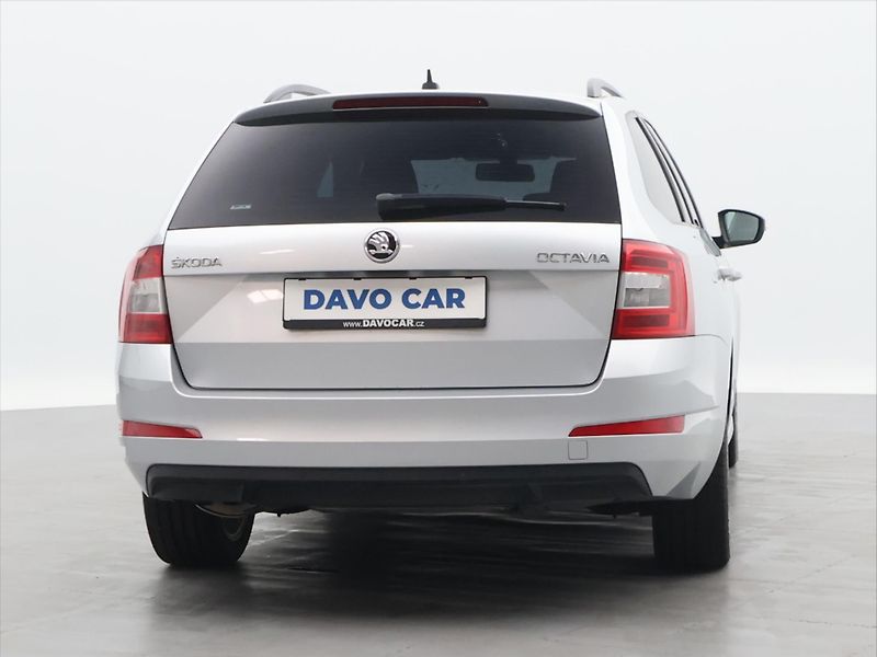 Škoda Octavia 2,0 TDI 110kW Style CZ - fotka 6 z 29