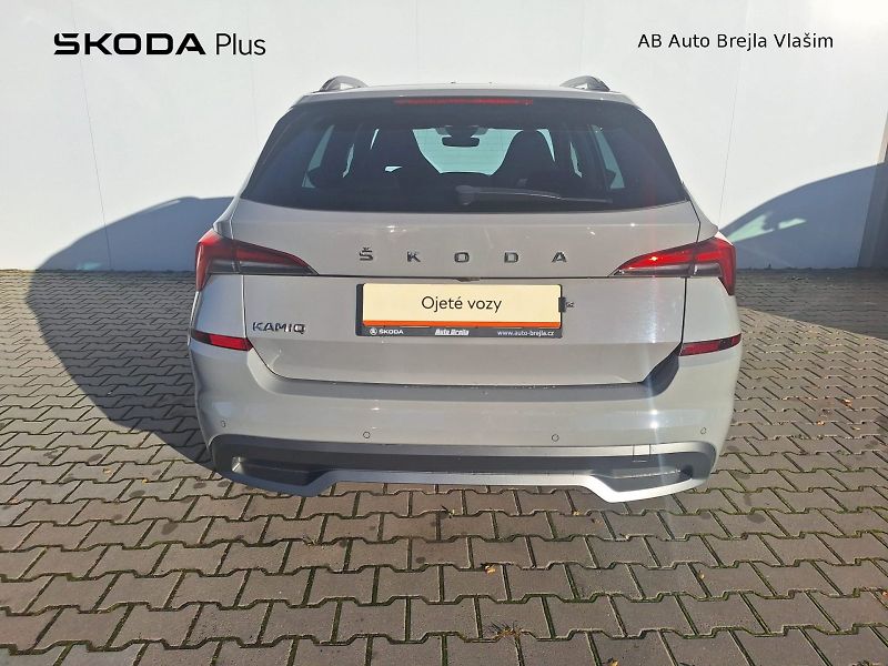 Škoda Kamiq (2021) 1.0 TSI / 81 kW / 7DSG / STYLE - fotka 10 z 35