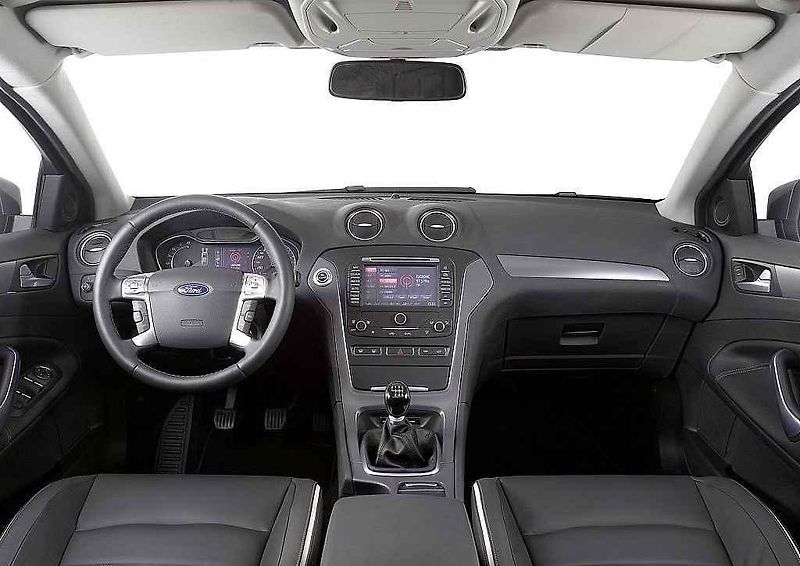 Ford Mondeo kombi.