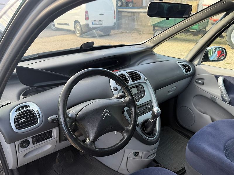 Citroën Xsara Picasso 1.6HDI 80KW* - fotka 14 z 26
