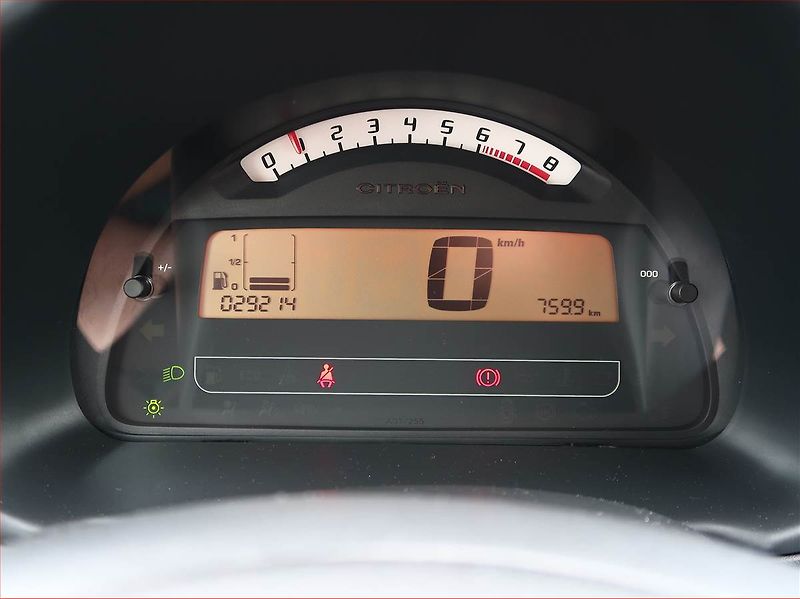 Citroën C3 (2010) 1.4 16V, Serv.kniha - fotka 11 z 13