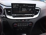 Kia Ceed (2019) Gold 1.4 T-GDI, Automat - náhled 12