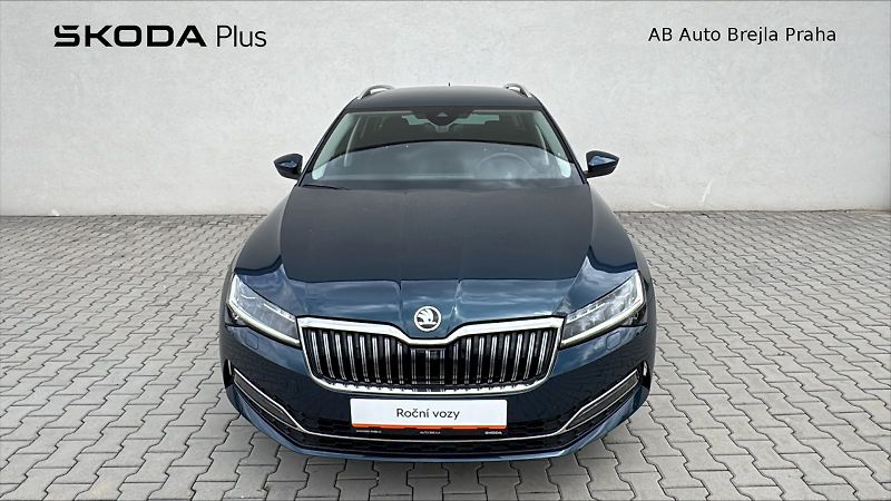 Škoda Superb (2024) COM GRT STY 4X4 TD 140/2.0 A7A - fotka 4 z 24