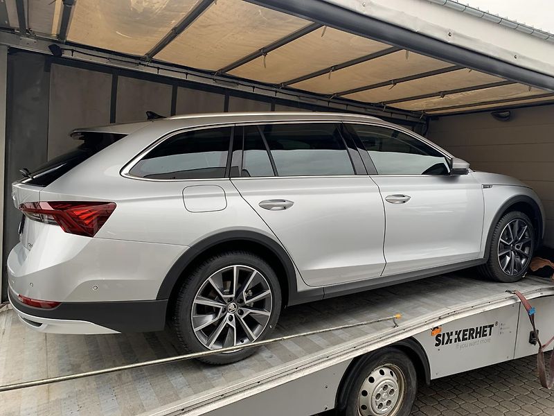 Škoda Octavia (2024) SCOUT 2,0Tdi 147kw-4x4 Panoram - fotka 35 z 36