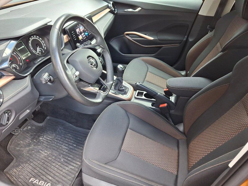 Škoda Fabia (2022) Style Plus 1,0TSi 81kW - fotka 6 z 34